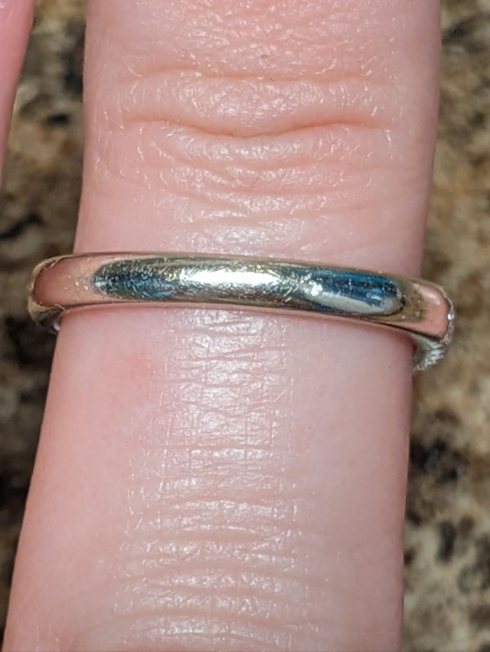 ENGAGEMENT RING - Picture 6 of 6